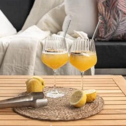 OUTLIV. Capri Loungetisch 75x75cm Teak Natur -Outliv outliv capri loungetisch 75x75cm edelstahl teak teak natur 1168984 7