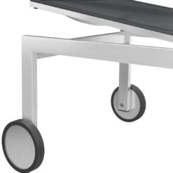 OUTLIV. Oviedo Rollliege Edelstahl/Textilene Silber-Schwarz -Outliv outliv denver deluxe rollliege edelstahl textilene silber schwarz 10